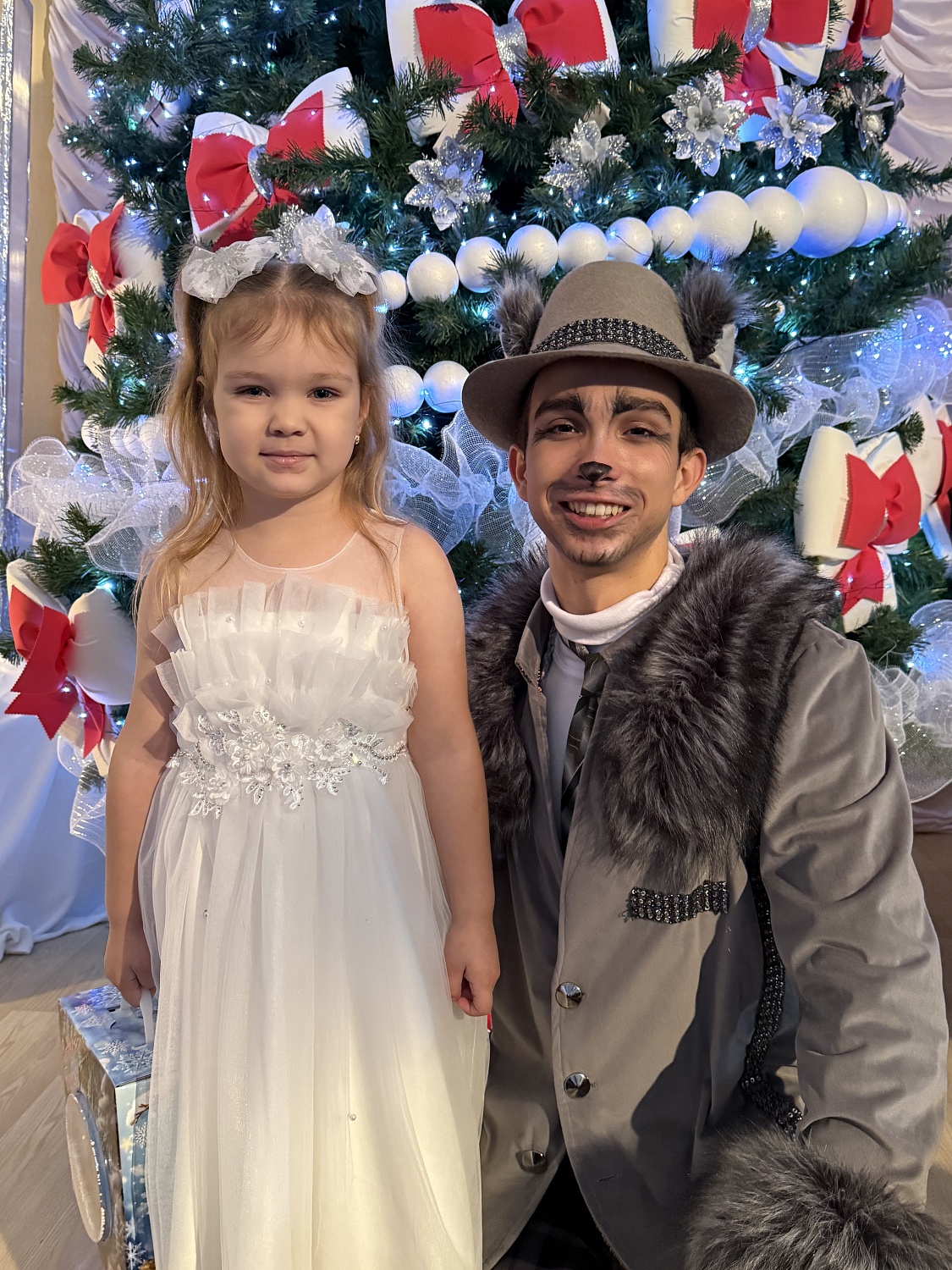 Новогодний спектакль для детей сотрудников ООО «Полесье»