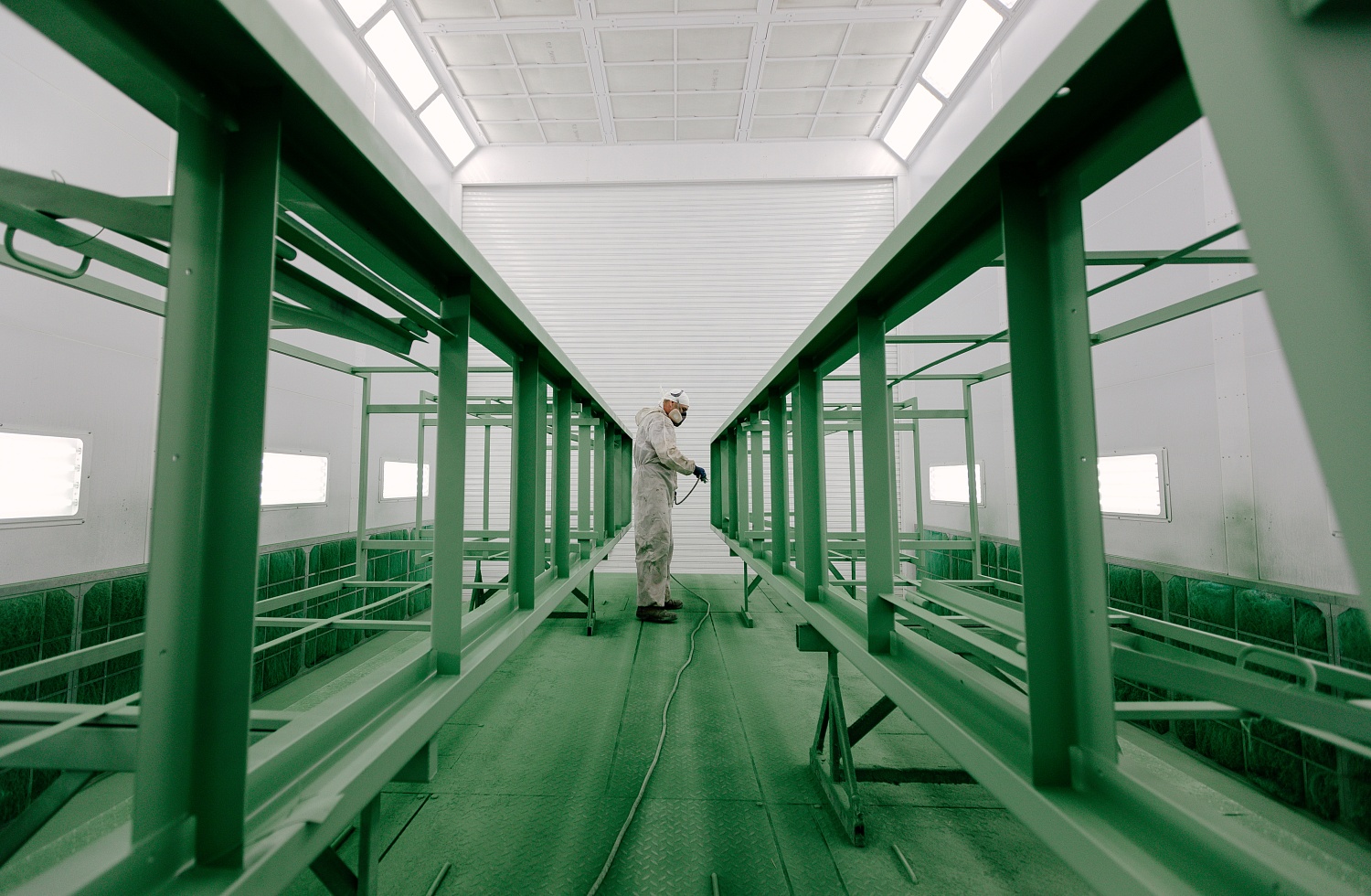 Нанесение лакокрасочных покрытий