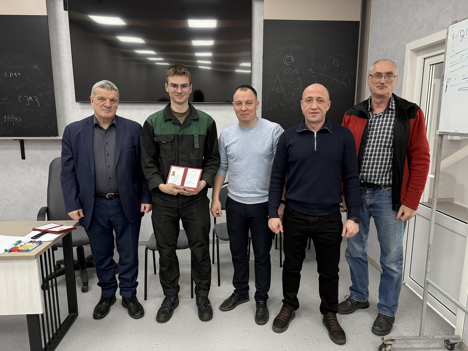 Первый выпуск учебного центра: новые специалисты для ООО «Полесье»